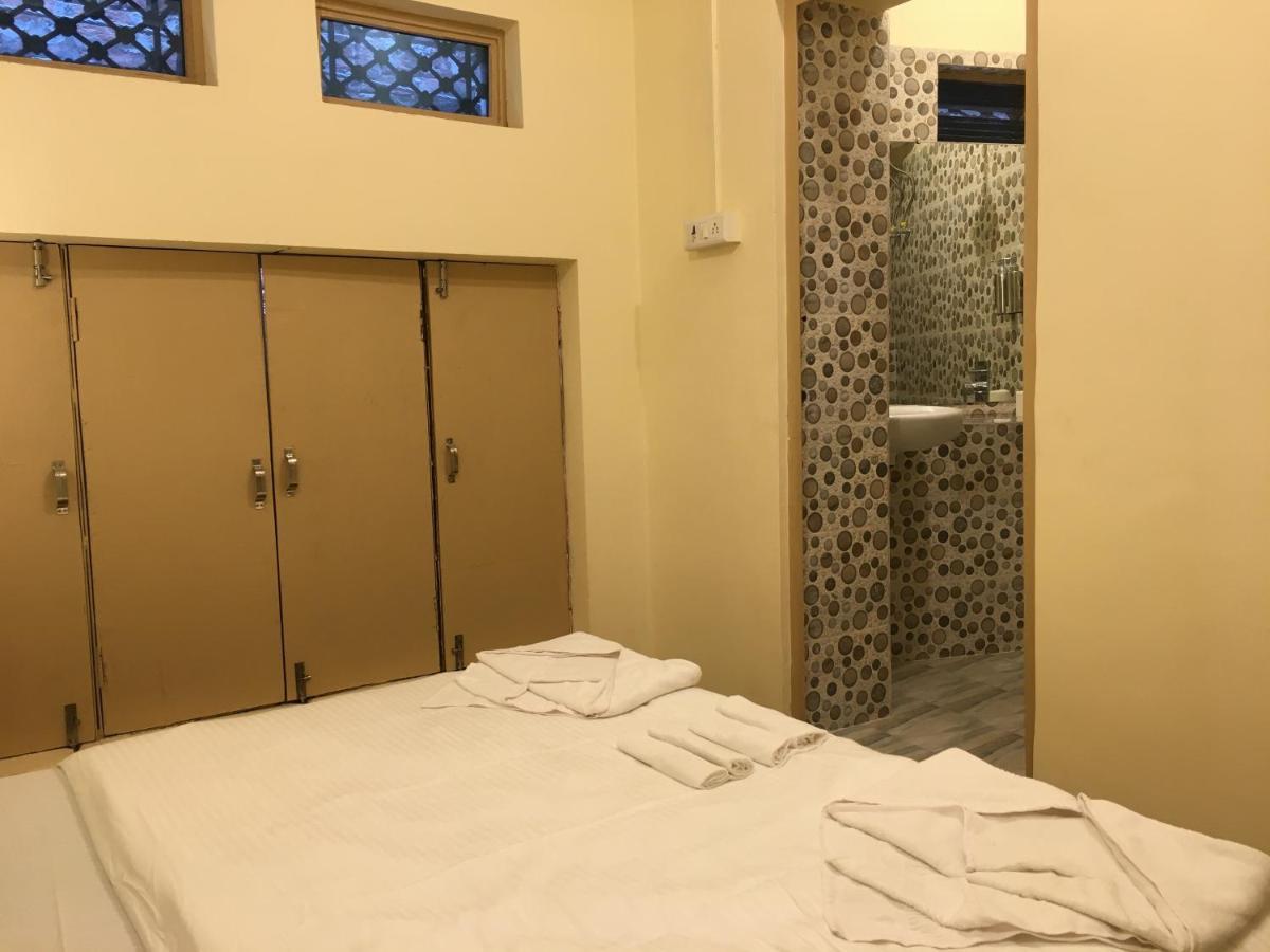 Hotel Yogi Soul Waranasi Zewnętrze zdjęcie