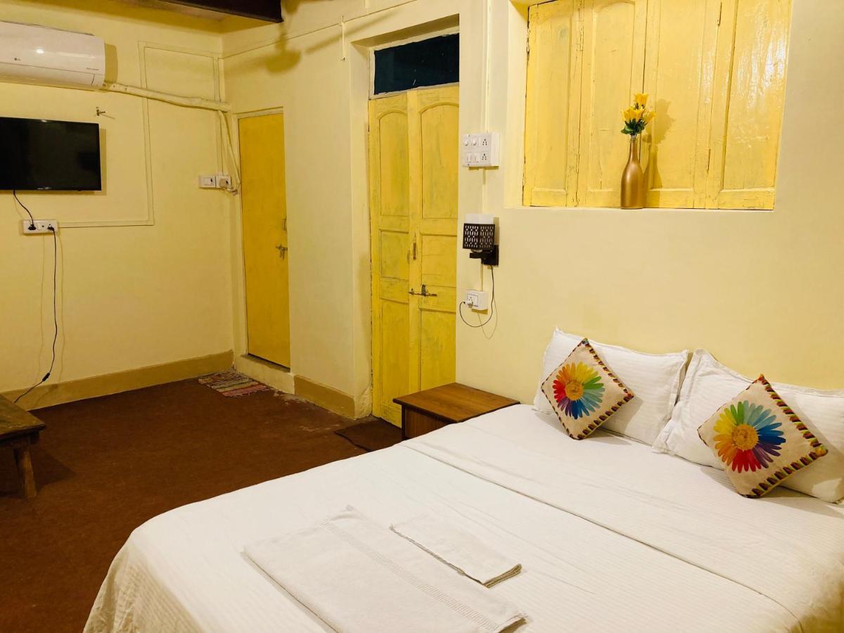 Hotel Yogi Soul Waranasi Zewnętrze zdjęcie