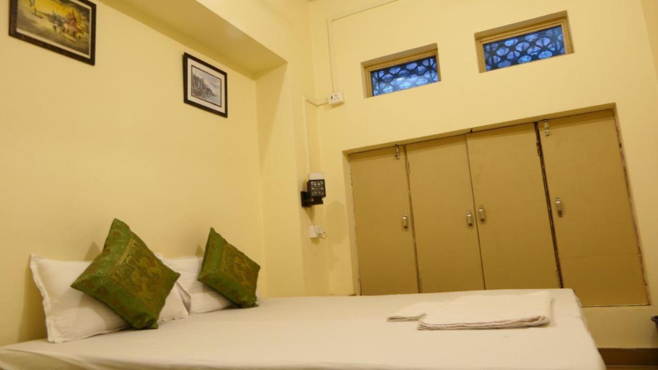 Hotel Yogi Soul Waranasi Zewnętrze zdjęcie