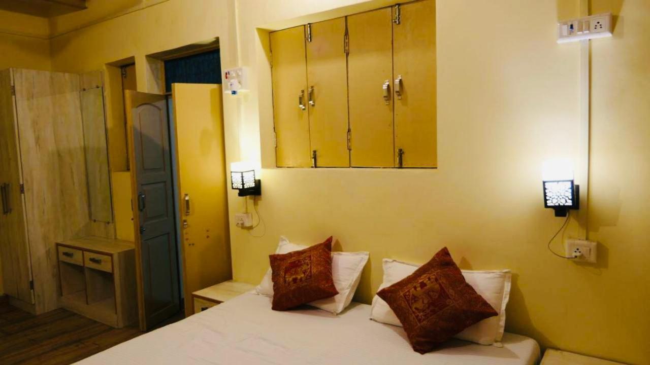 Hotel Yogi Soul Waranasi Zewnętrze zdjęcie