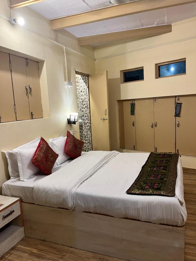 Hotel Yogi Soul Waranasi Zewnętrze zdjęcie